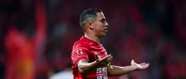 来到了前场, inews